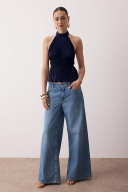 Lacivert Yar?m Astarl? Halter Yaka Dokulu Party Bluz TPRAW26BZ00005