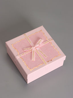 Набор подарочных коробок 3 в 1, прямоугольные с бантом, светло розовый, 19×19×9.8; 17×17×8; 15×15×6.5 см