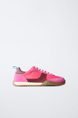 CONTRAST TRAINERS