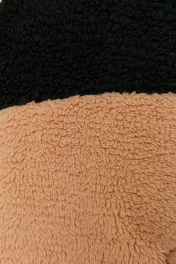 TRENDYOL MAN Siyah Regular/Normal Kesim Fermuarl? Dik Yaka S?cak Tutan Pelus Bloklu Sweatshirt TMNAW23SW00179 - Trendyolmilla фото 4