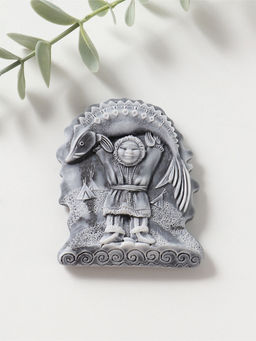 Магнит "С осетром" (барельеф) , 7,5см