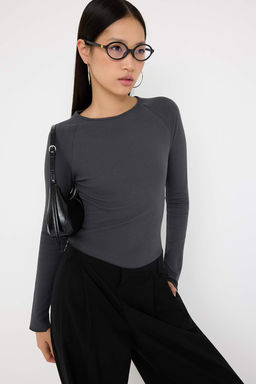 Teen Ac?k Sar? Fitted/Vucuda Oturan Crop/K?sa Orme Bluz TWOAW26BZ00080 - Trendyolmilla фото 7