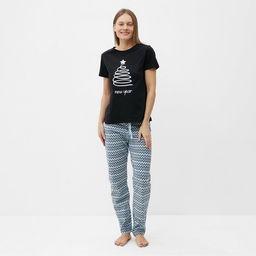 Футболка женская новогодняя «Ёлка», цвет чёрный, размер 48