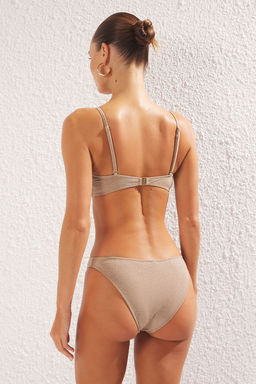 Trendyolmilla Vizon Straplez Aksesuarl? Simli Regular Bikini Tak?m? TBESS25BT00092  фото 3