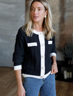 VILATTE / Жакет фактурной вязки с золотистыми пуговицами