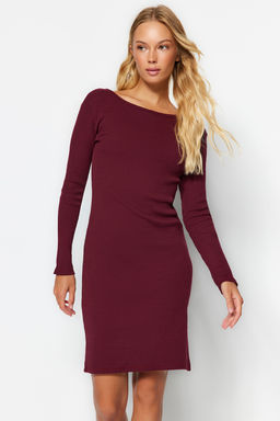 TRENDYOLMILLA Bordo Fitilli S?rt Detayl? Bisiklet Yaka Fitted/Vucuda Oturan Mini Esnek Orme Elbise TWOAW24EL00390  фото 3