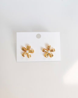 Стильные серьги