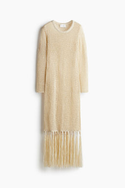 Vestido efecto crochet con flecos