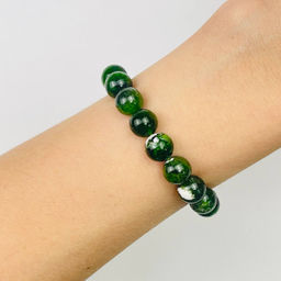 Браслет из Хромдиопсида