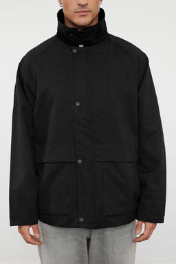 Siyah Regular Fit Kadife Yaka Detayl? Unisex Mevsimlik Mont TMNAW25MO00017