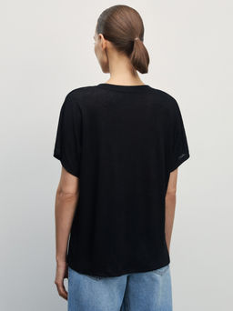 Футболка со спущенным плечом / Zarina  фото 5