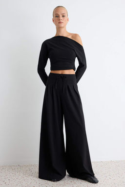 Siyah Ekstra Geni_ Wide Leg/Geni_ Pa_a Scuba Krep _rme Pantolon TWOAW27PL00042