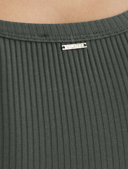 D49.064 Футболка женская т.оливковый