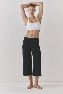 Leggings capri de deporte con SoftMove Wide fit - H&m фото 8