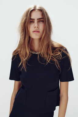 PLAIN KNIT TOP WITH BEADED NECK - Zara фото 2