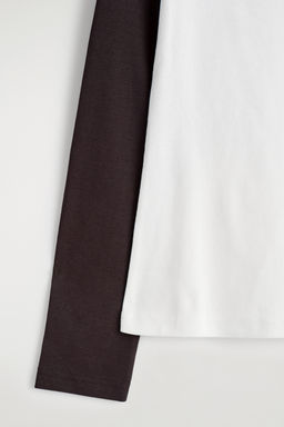CAMISETA CON MANGAS EN CONTRASTE - H&m фото 4