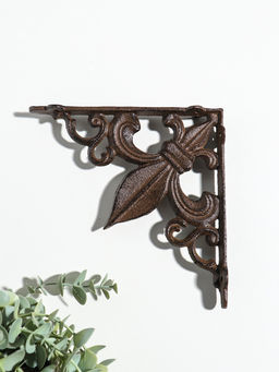 Сувенир чугун уголок "Геральдическая лилия" 19,5х19,5х4,5 см