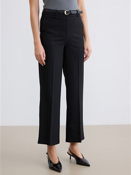 Beli Kemerli Standart Fit Kad?n Kuma? Pantolon