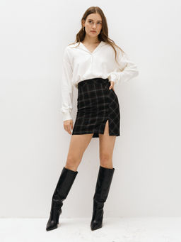 Юбка короткая с разрезом