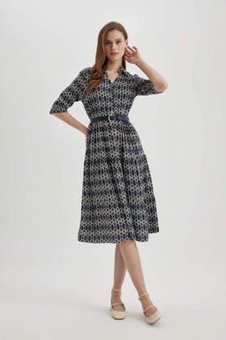 Платье миди с воротником-рубашкой и узором до половины рукава - Defacto фото 4