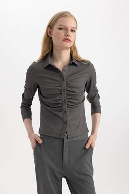 Облегающая футболка с воротником-поло в рубчик и длинными рукавами - Defacto фото 3