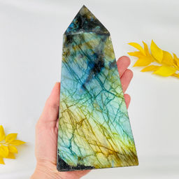 Кристалл из Лабрадора