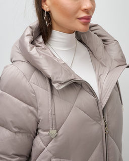 Пальто зимнее утепленное с капюшоном женское светло-коричневого цвета 7637SK - Visdeer фото 15