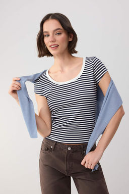 Wardrobe Essentials-Ekru Fitted/Vucuda Oturan Havuz Yaka Ay Kol Yumusak Orme Bluz TWOSS26BZ00362