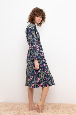 VERY NEAT _ Е 50021/индиго,ночные цветы халат жен