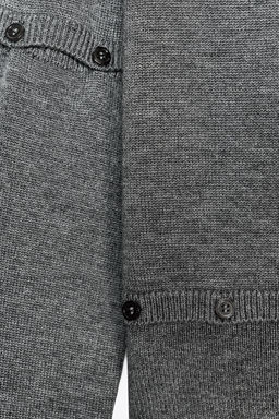 KNITTED SWEATER WITH DETACHABLE BUTTONS - Zara фото 9