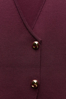 PLAIN KNIT TOP WITH GOLD BUTTON - Zara фото 26