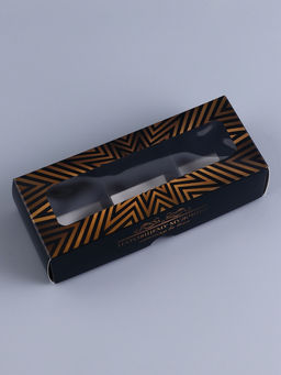 Коробка с обечайкой для 3 конфет, с окном Настоящему мужчине, 13?5?3.3 см