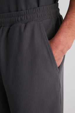 Fume Oversize/Genis Kesim Dokulu K?r?smaz Ottoman Sort TMNSS24SR00037