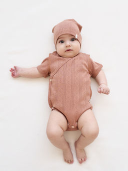 Боди-кимоно с коротким рукавом "Корица" из ажурного хлопка 0+