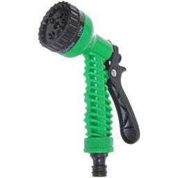 Шланг растягивающийся "Чудо" до 15м в наборе с пистолетом и коннекторами, цвет зеленый