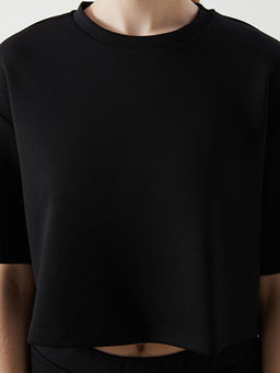 Bisiklet Yaka Kad?n Crop