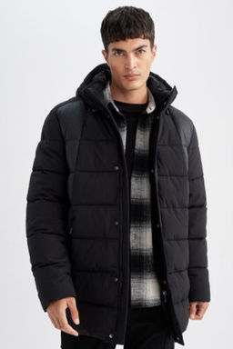 Slim Fit Dar Kesim Kapusonlu Yar?m Astar Parka