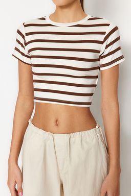 Trendyolmilla Premium Tas Ekru Cizgili Viskoz/Yumusak Kumas Crop Bisiklet Yaka Esnek Orme Bluz TWOSS23BZ00198 фото 28