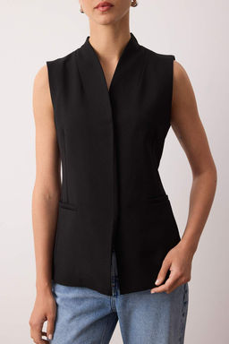 Siyah Gizli Dugmeli Dik Yaka Dokuma Yelek TWOAW26YE00027