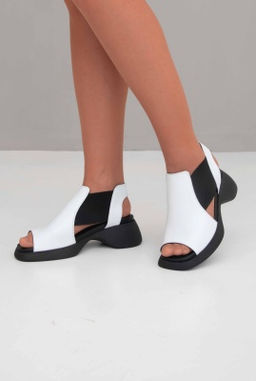 Босоножки 3024.123bl. Белый