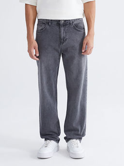 700 Straight Fit Erkek Jean Pantolon