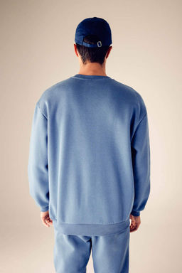 Базовый свитшот Oversize с круглым вырезом - Defacto фото 5