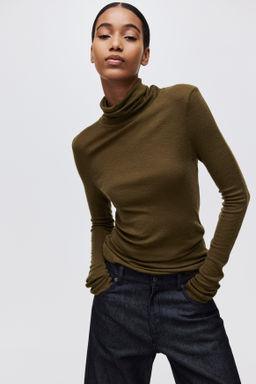 Top de lana con cuello alto - H&m фото 6