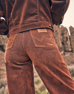 Джинсы женские