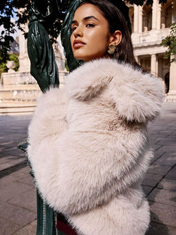 Ceket Yaka Kad?n K?rk Mont