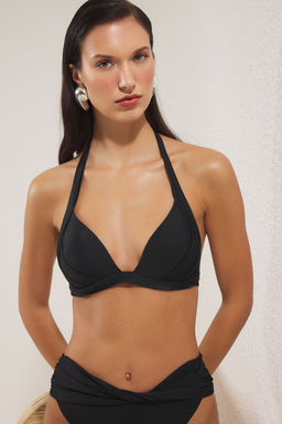 TRENDYOLMILLA Siyah Ucgen Boyundan Baglamal? Bikini Ustu TBESS25BU00051  фото 9