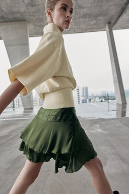 SATIN MINI SKIRT WITH RUFFLES - Zara фото 3