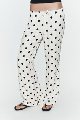 PANTAL?N SATINADO CORDONES LUNARES / Blanco / Negro - Zara фото 2