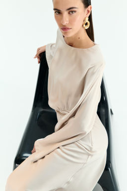 Vestido de sat?n con hombreras - H&m фото 6
