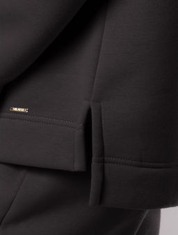 D49.060 Джемпер женский черный